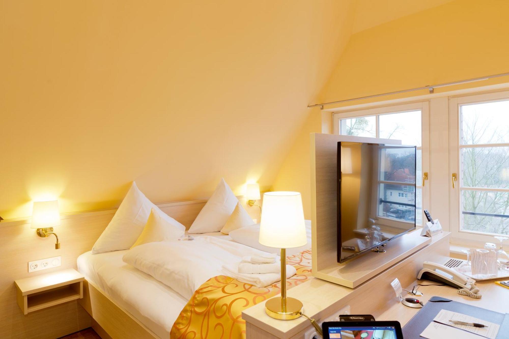 Hotel Villa Monte Vino Potsdam Luaran gambar